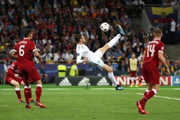 Tizenhárom ikonikus gól az elmúlt tíz év világfutballjából