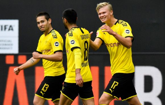 Bundesliga: a Dortmund feltörölte a padlót a Schalkéval