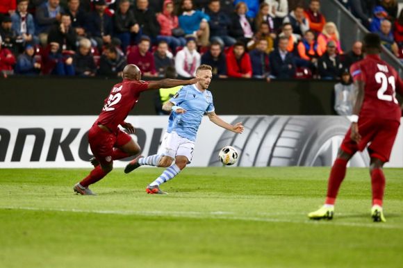 Bejött Dan Petrescu ötvédős rendszere
