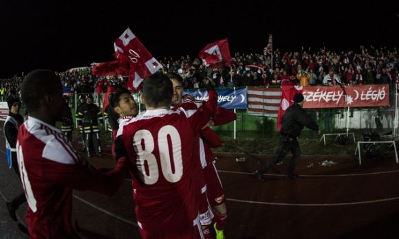 Felavatta kipofozott stadionját a Sepsi OSK