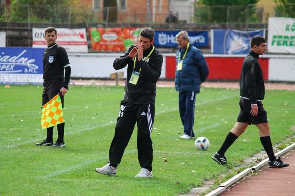 „Első a foci, második a foci, harmadik a foci” – interjú Valentin Suciuval